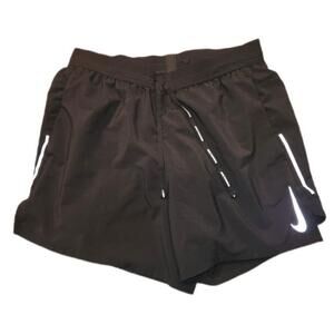 Nike | Women's | Shorts | Size Medium
